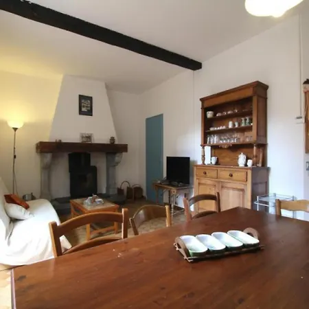 House Saint Jacques Дом отдыха *