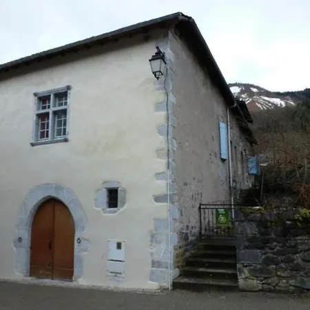 House Saint Jacques Дом отдыха *